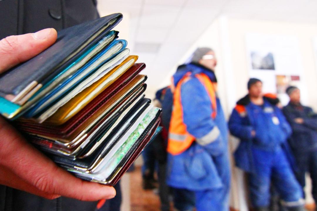 Шымкентте шетелдіктердің жұмыс күшін заңсыз пайдаланған кәсіпкер жауапқа тартылды