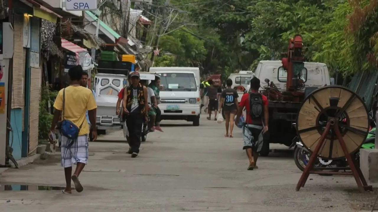 Первая в мире страна объявила ЧП из-за дефицита топлива 