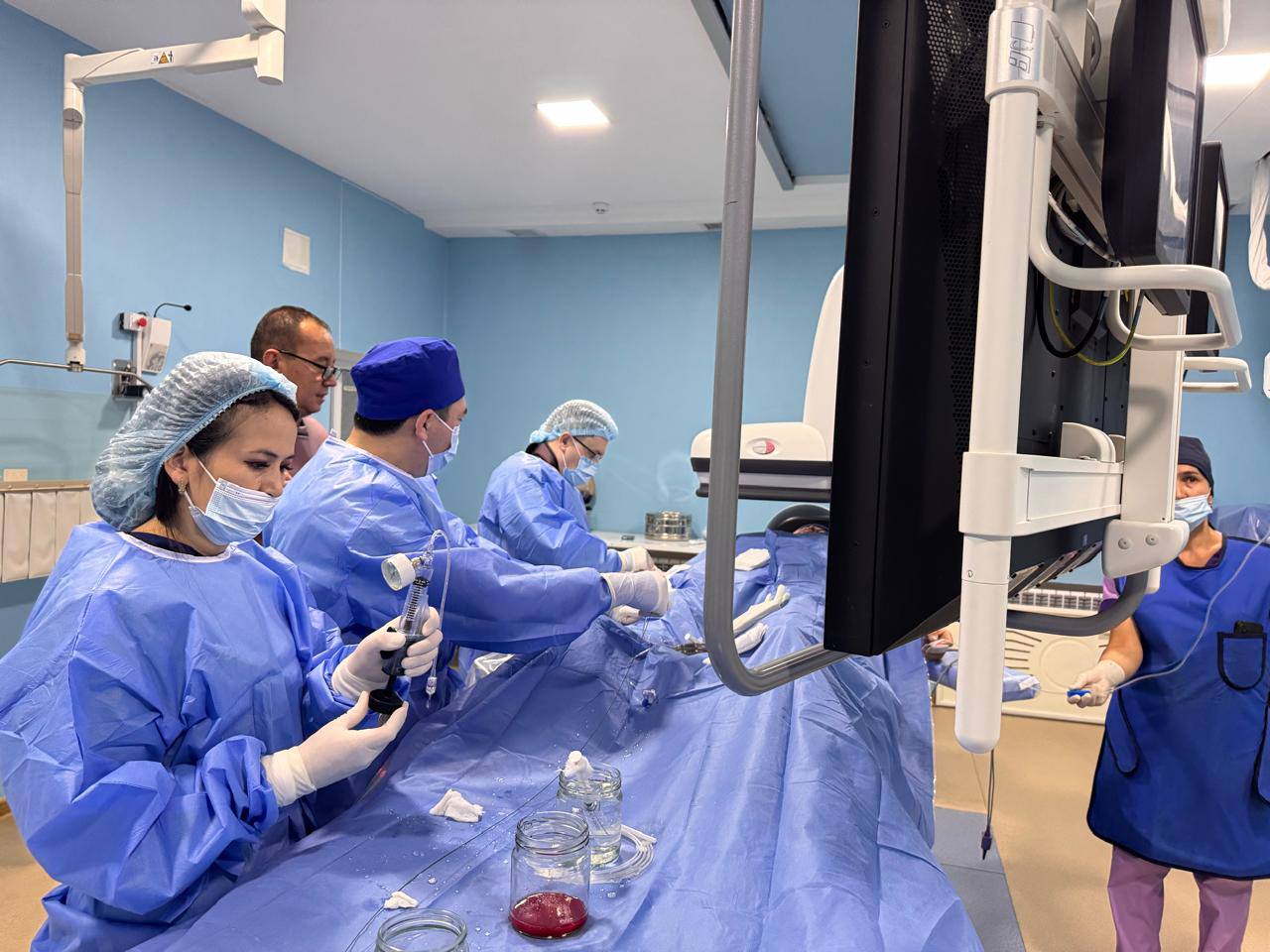 Үкімет медициналық қызмет көрсету сапасын арттыру жөніндегі кешенді жоспарды бекітті