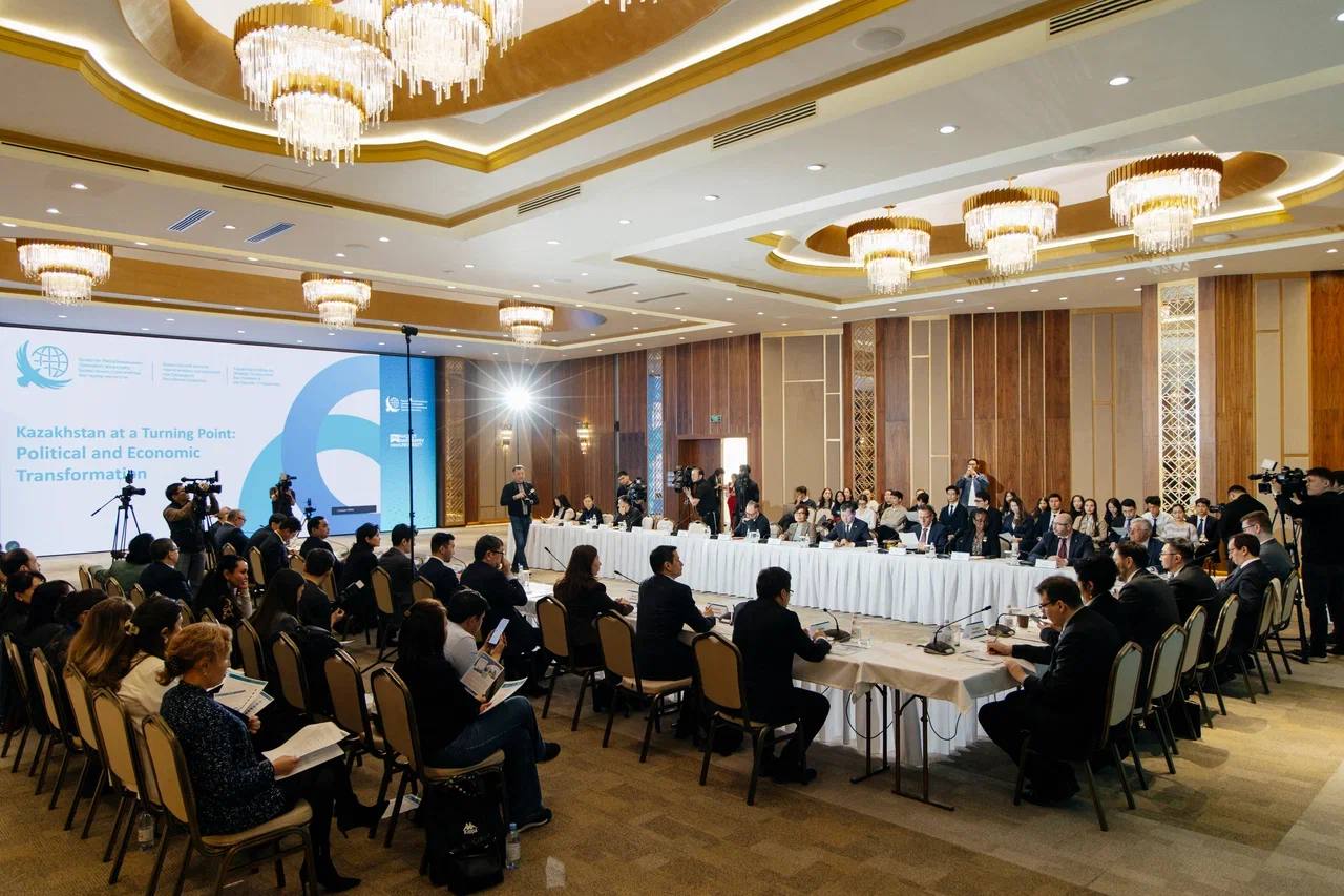 Казахстан на пороге новой модели государства - эксперты оценили конституционную реформу  