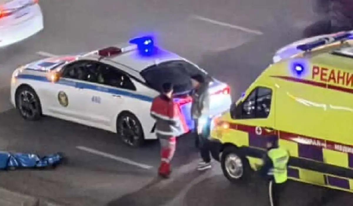 Алматыда Әл-Фараби даңғылында әйел адам көлік астына түсіп, көз жұмды