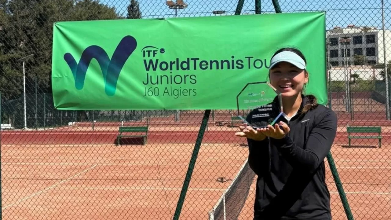 16 жастағы қазақстандық теннисші Алжирдегі турнирдің жеңімпазы атанды 