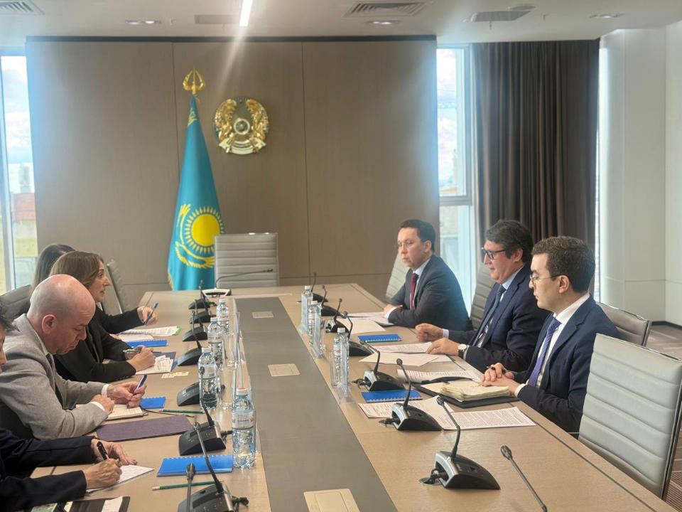 Қазақстан мен АҚШ атом энергиясы саласындағы серіктестікті нығайтуда