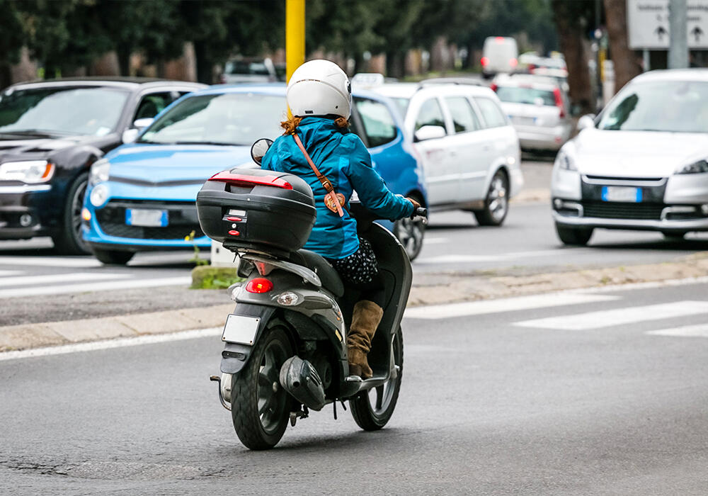 Бұдан былай мопедтерге де мемлекеттік нөмір беріледі