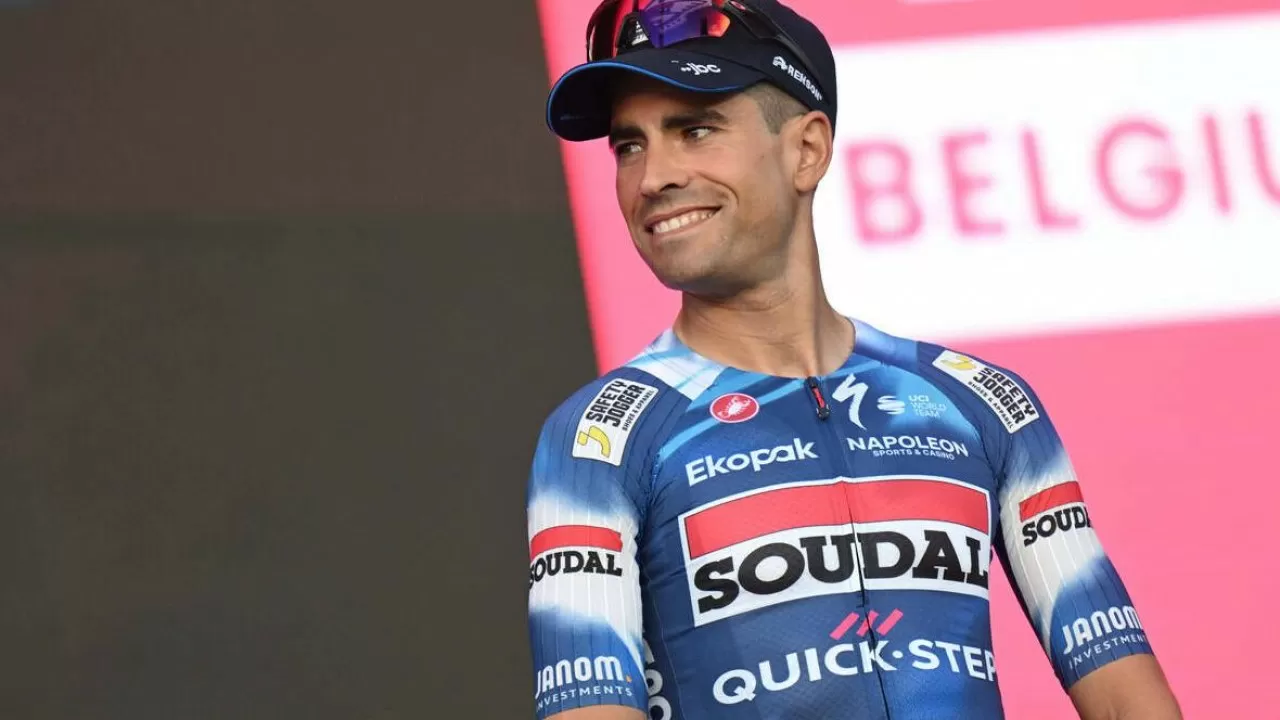 Велогонщик стал жертвой медкареты на Туре Страны басков