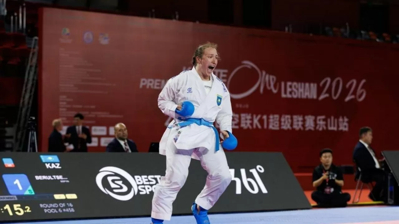 Казахстанка взяла третье "золото" сезона в Премьер-лиге WKF 