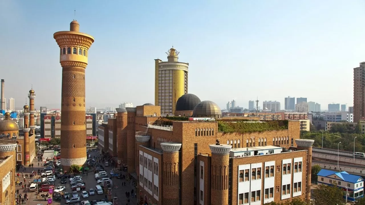 Синьцзян запускает "цифровой Шелковый путь" для торговли с Центральной Азией