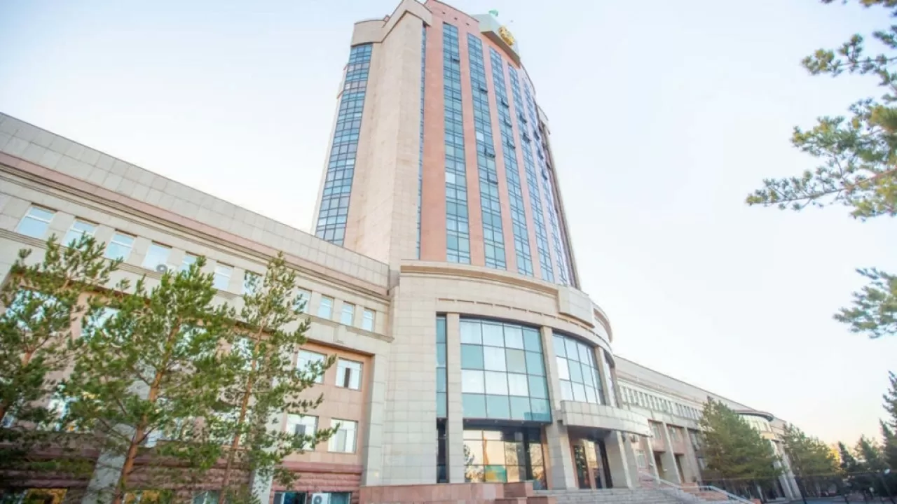 Главу комитета по борьбе с наркопреступностью отстранили после жалоб 