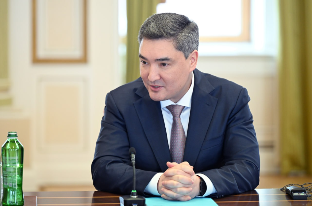 Олжас Бектенов предложил тюркским странам совместную торговлю и транзит товаров  