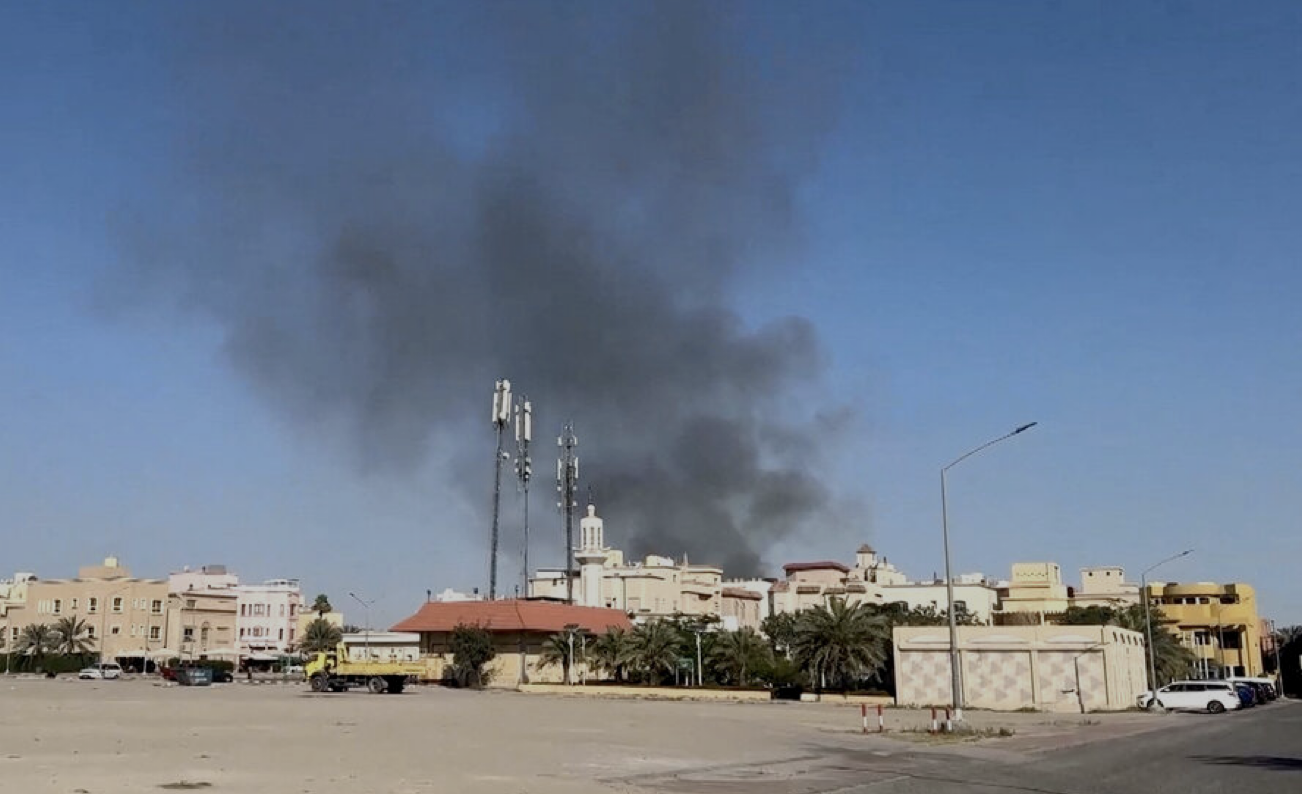 Кувейт белгісіз дрондардың шабуылы астында қалды