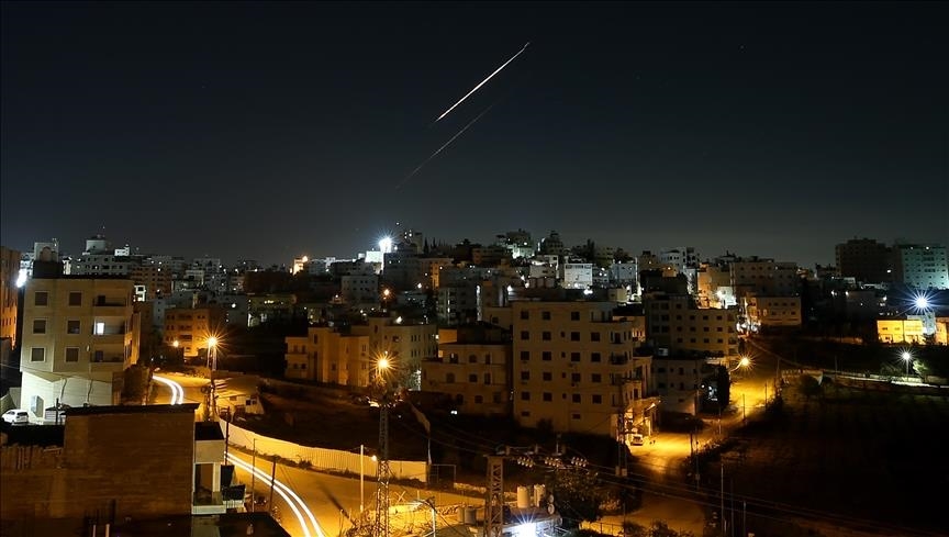 Иран Израиль мен АҚШ нысандарына соққы жасады