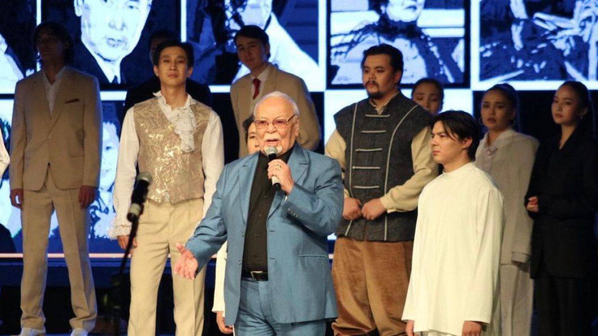 Алматыдағы &laquo;Жаңа ғасыр&raquo; театрына Асанәлі Әшімовтің есімі берілді