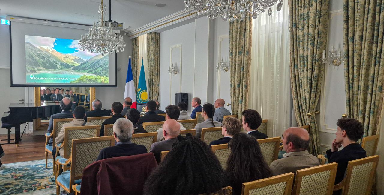 Француз оқушылары Қазақстанда оқу-тәжірибелік бағдарламадан өтеді