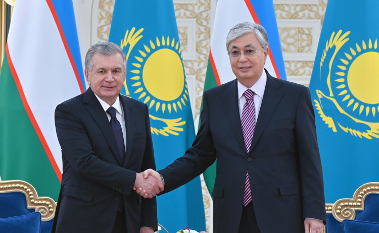 Токаев встретится с Мирзиёевым