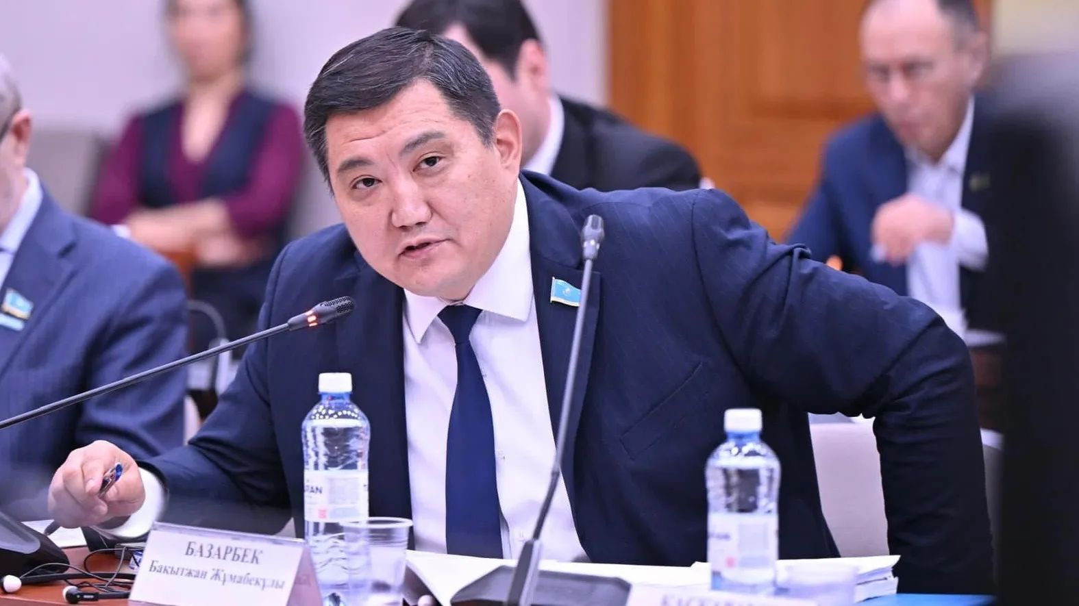 "Кейбір психологтардың өзіне психолог керек": Депутат маңызды бастама көтерді 