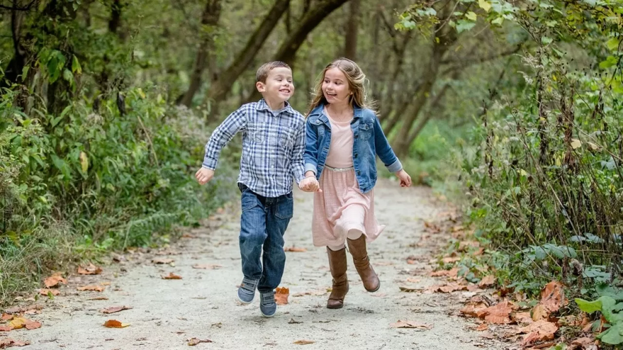 10 апреля: день братьев и сестер 