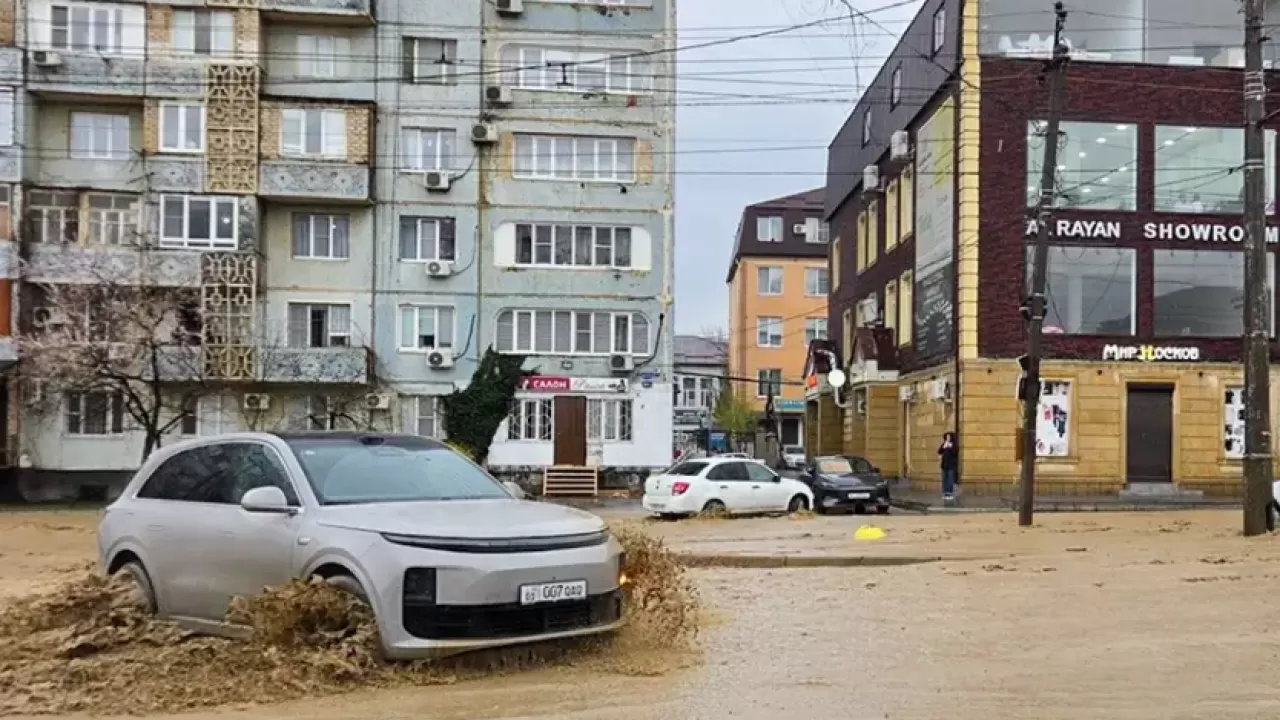 Наводнение и оползни: ЧП в Дагестане  