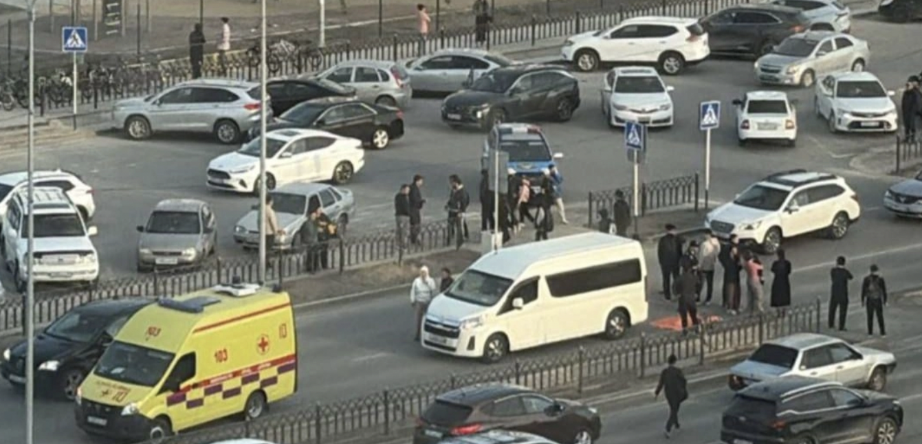 Атырауда көлік қағып кеткен 8 жасар оқушы оқиға орнында көз жұмды