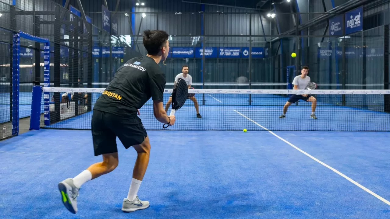 В борьбе за мировой рейтинг: в Алматы стартовал престижный турнир по паделу