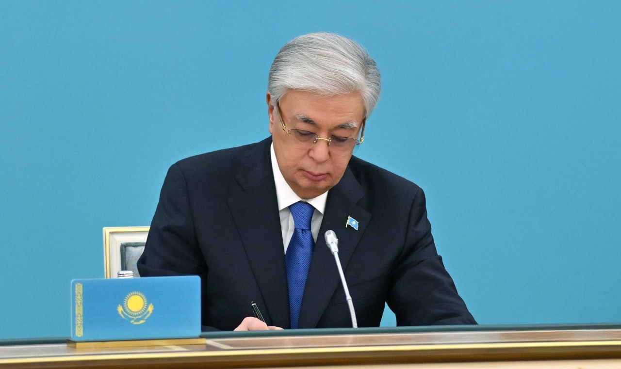 Мемлекет басшысы отандастарымызды Ұлттық кітап күнімен құттықтады