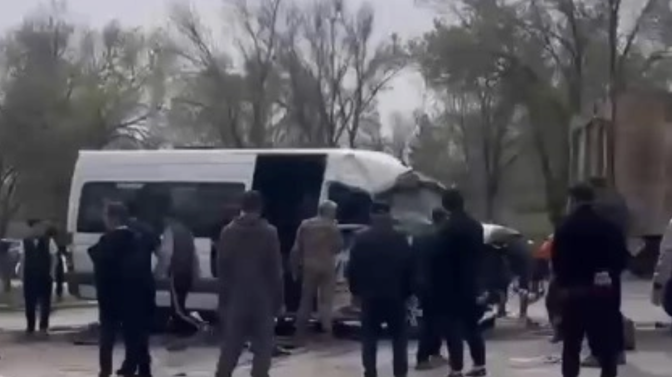 Талдықорғанда ірі жол апаты болып, 11 адам жарақат алды