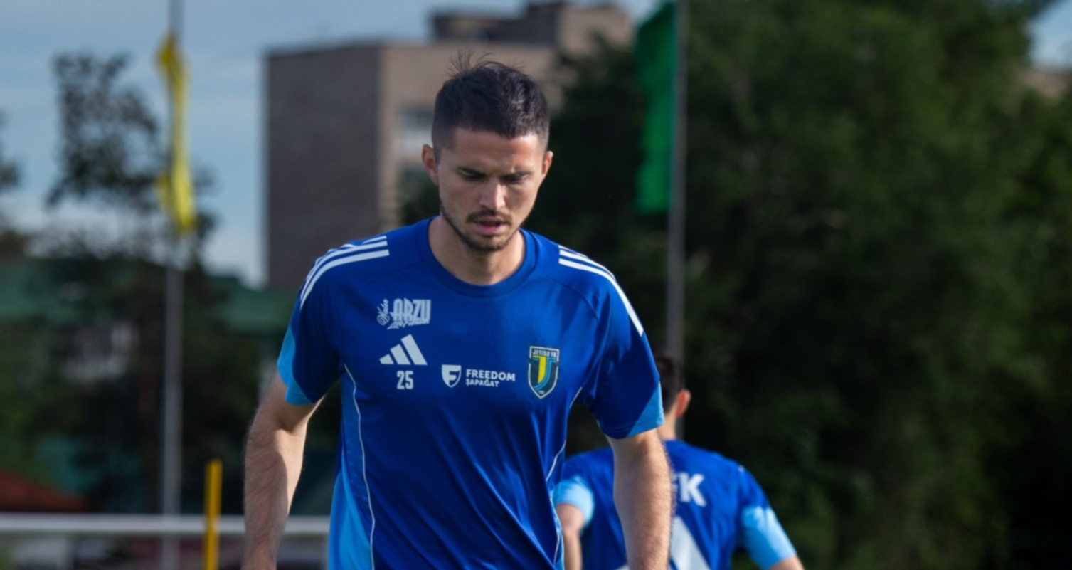 Қазақстандық қорғаушы Чехия чемпионатына ауысты 