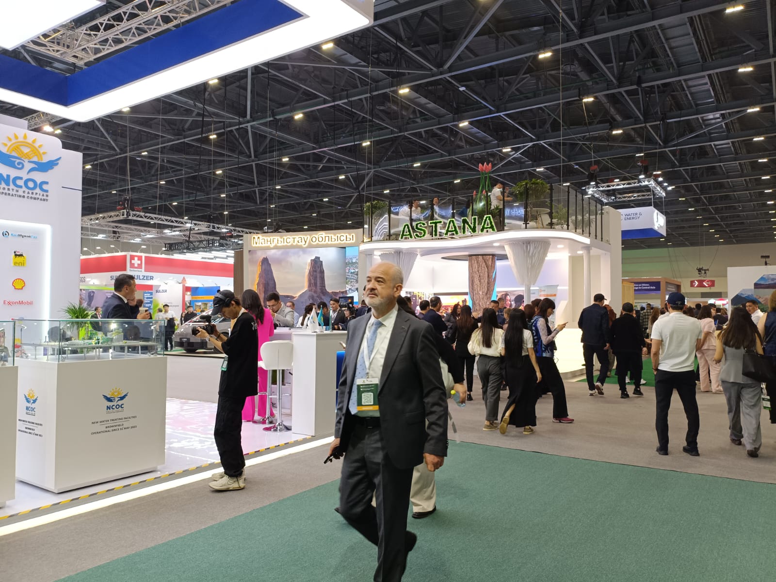 Астана взяла двойную награду на эко-саммите РЭС-2026 