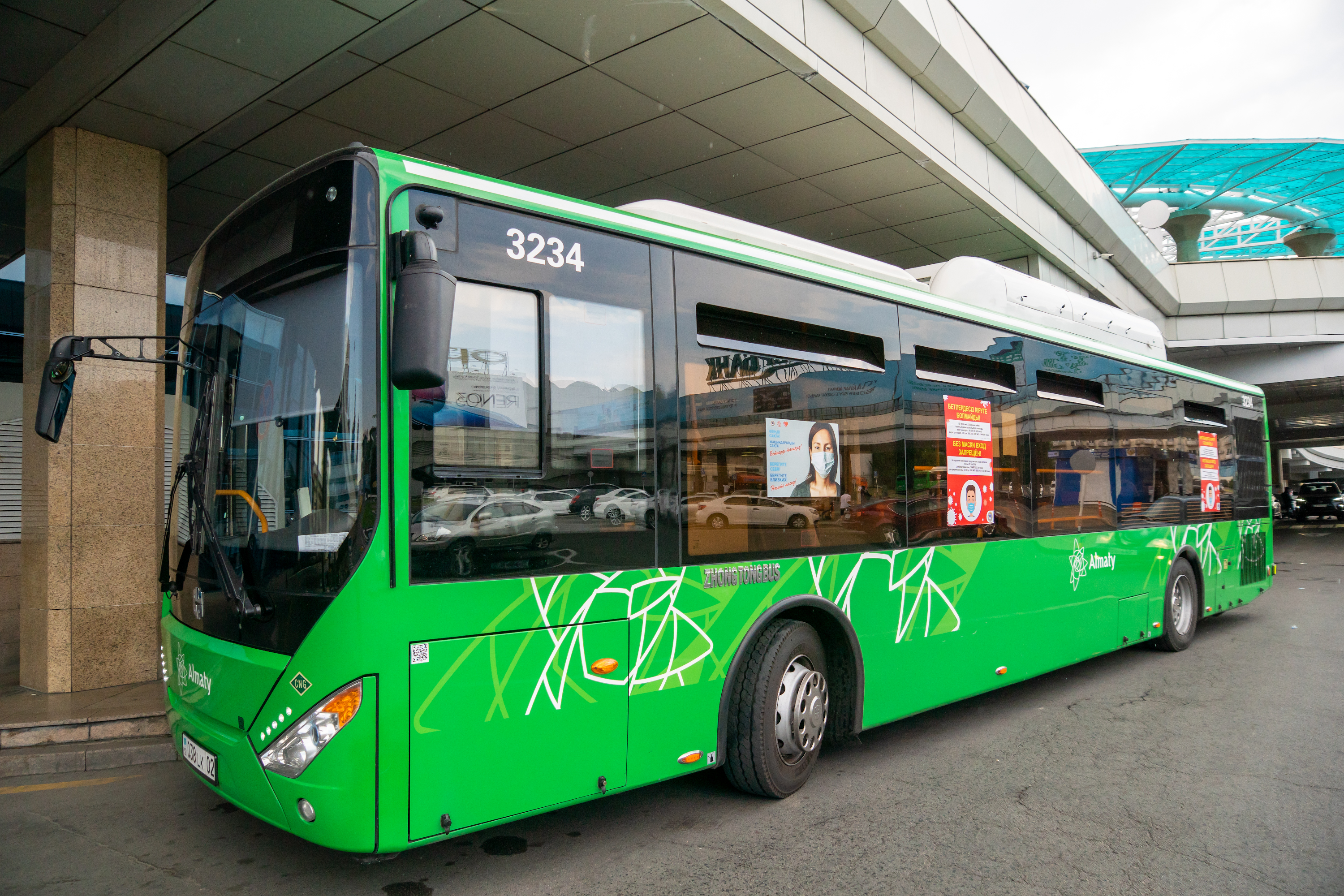 Перекрыт проезд к остановке в районе вокзала Астаны