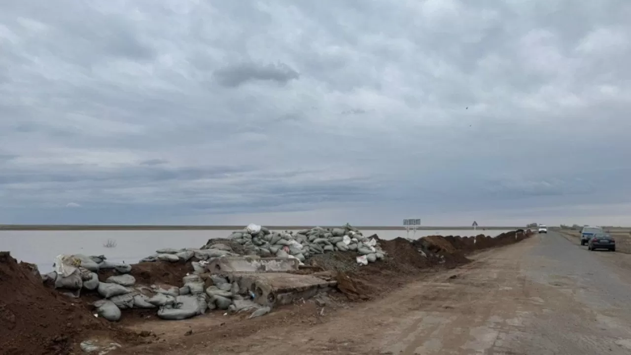 Восстановлена плотина после прорыва в Акмолинской области
