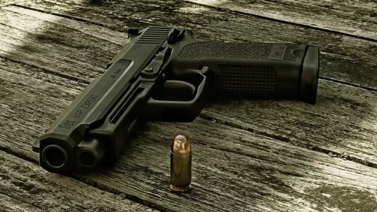 Масштабная зачистка в Астане: изъяли десятки единиц оружия 