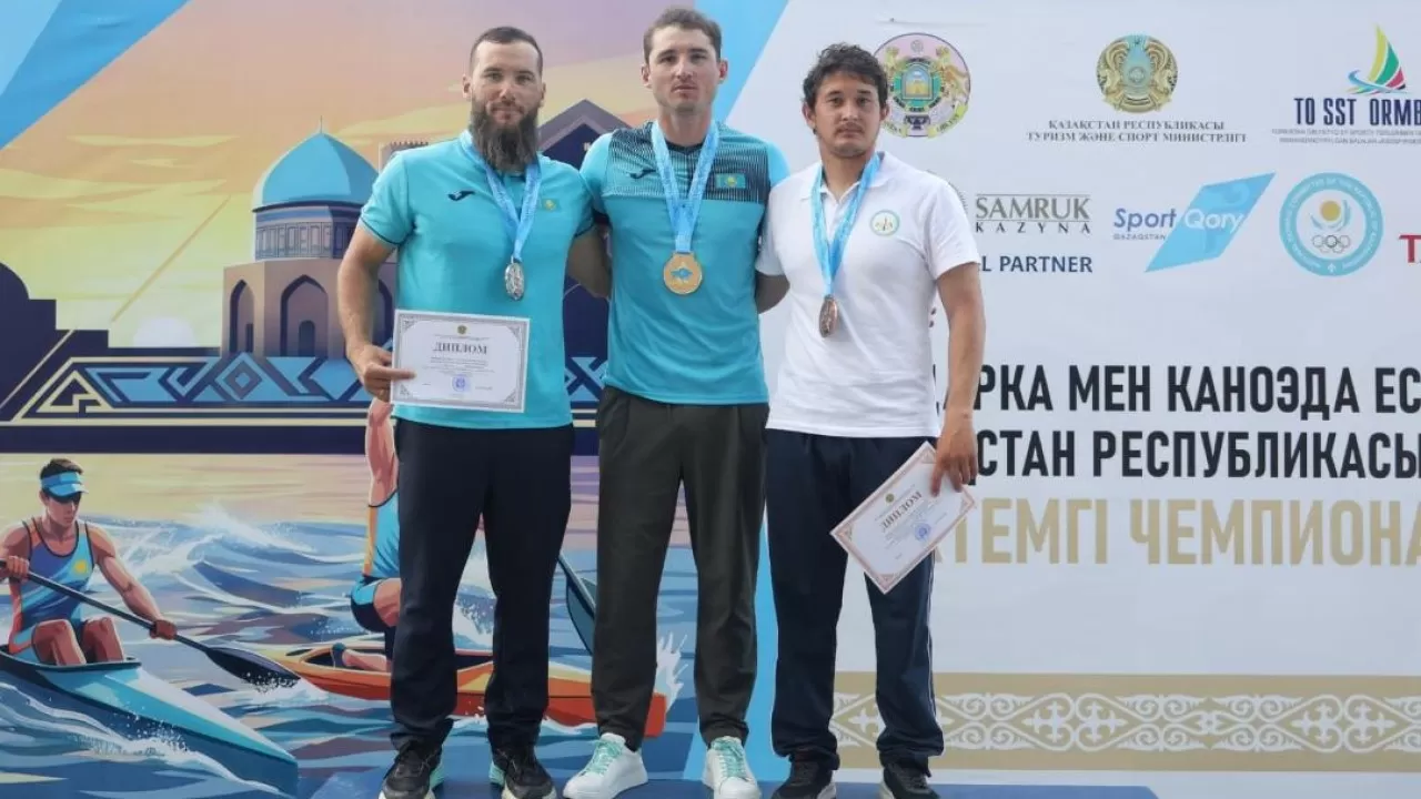Невероятная серия: Сергей Емельянов снова чемпион Казахстана по гребле 