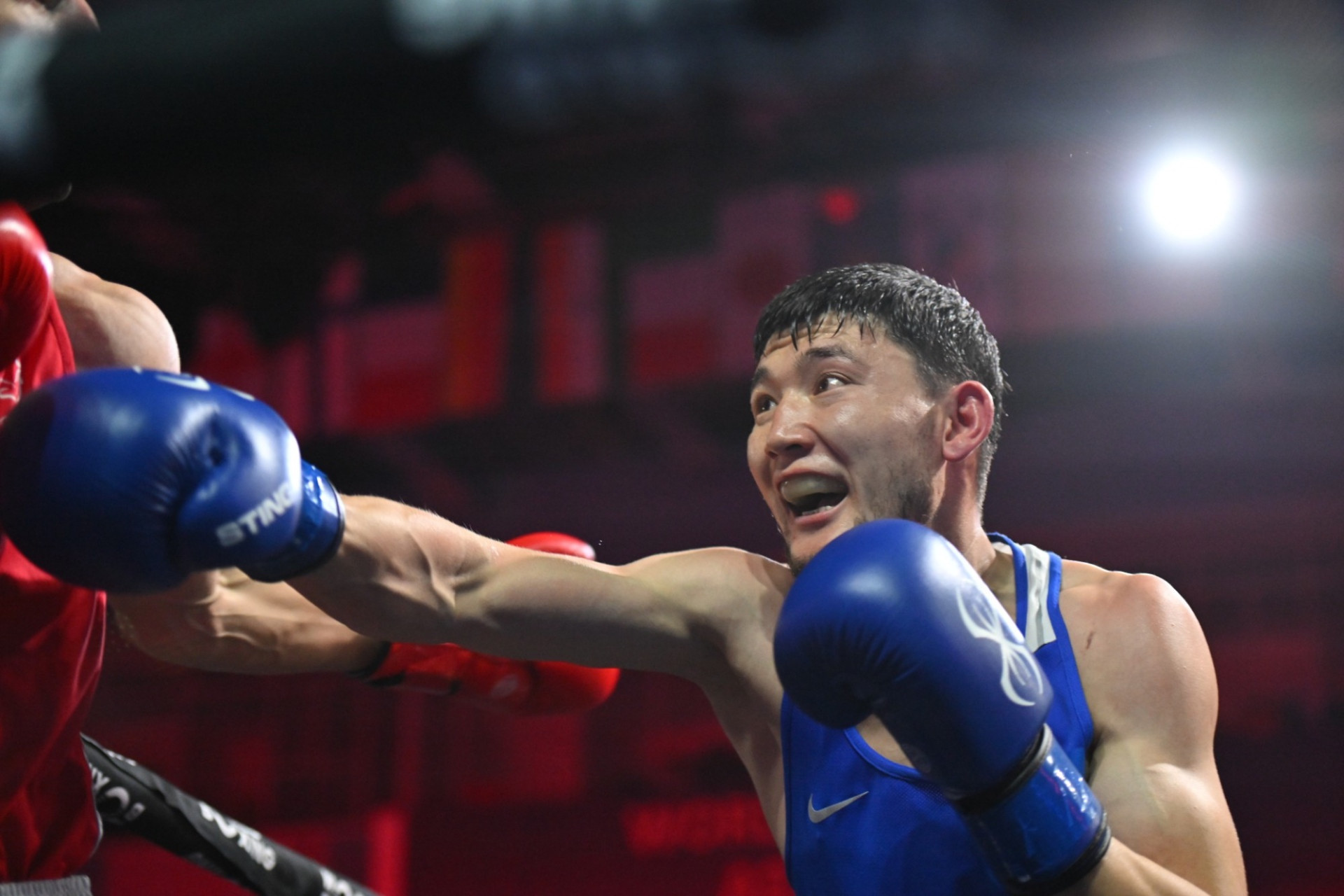 Ертуған Зейнуллинов бокстан Азия чемпионатының жартылай финалына шықты