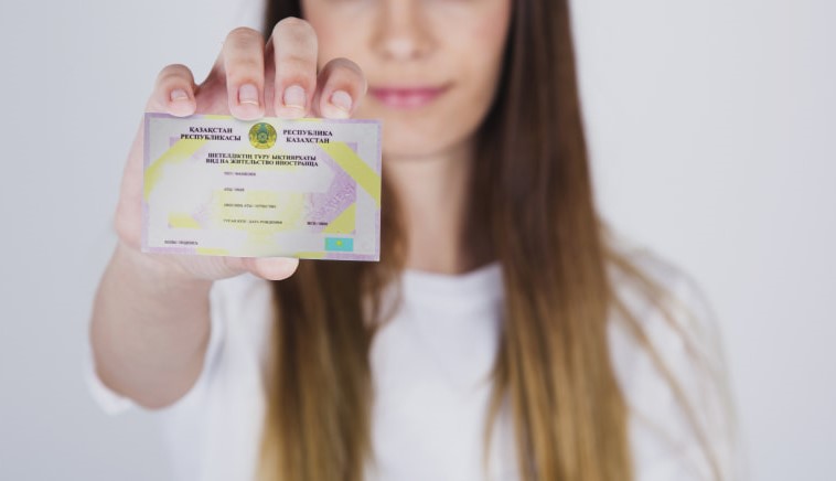 Елімізде шетелдіктерге ЖСН беру қызметі уақытша тоқтады