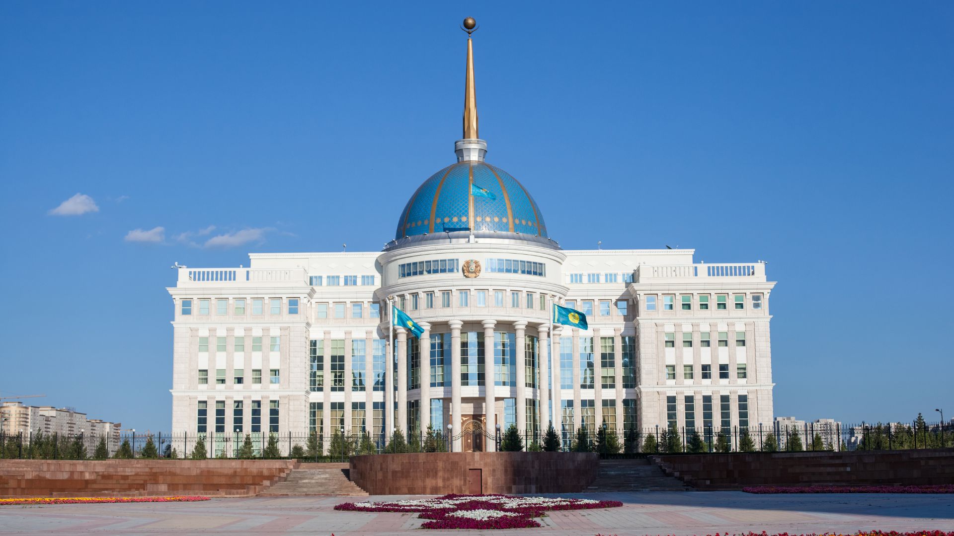 Мемлекет басшысы православ қауымын Пасха мерекесімен құттықтады