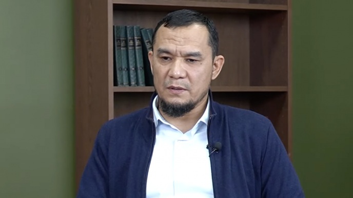 Діни материалдарды заңсыз тарату: Дарын Мубаров жауапкершілікке тартылды