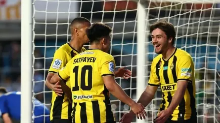 &laquo;Қайрат&raquo; &laquo;Астананы&raquo; ойсырата жеңіп, турнирлік кестеде көш бастады