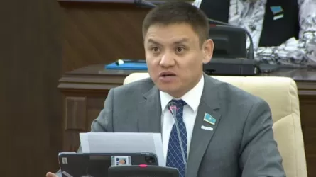 Семь налогов с одной зарплаты: депутат просит снизить нагрузку на работодателей 