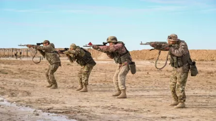 Военным в Казахстане урежут часть компенсаций 