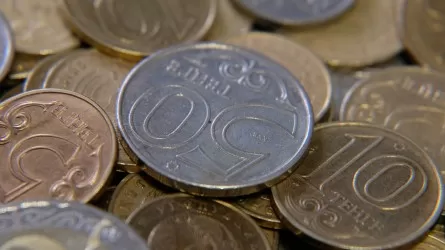 Доходы есть, но денег не хватает казахстанцам 