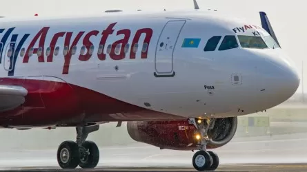 Казахстанская авиакомпания отменила рейсы из Актау в Дубай до конца лета