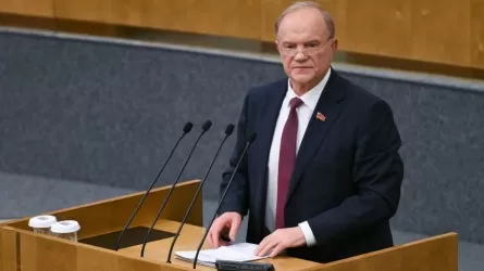 Лидер коммунистов в Госдуме РФ увидел "призрак" революции 