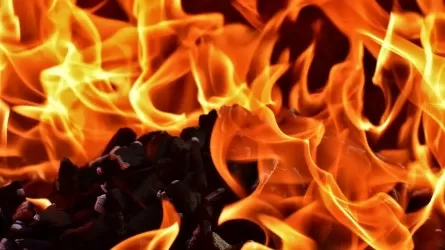 Пожар на 9-м этаже в Иргели едва не обернулся масштабной трагедией