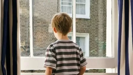 Как сотрудники МЧС спасали малыша с инвалидностью 