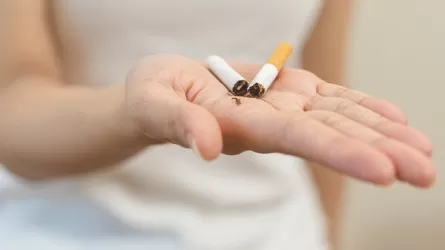 Парламент Британии запретил продажу сигарет родившимся с 2009 года