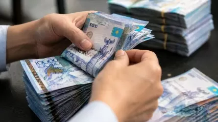 Бухгалтерам будет выгоднее платить &laquo;белую&raquo; зарплату и пусть с алиментами человек разбирается сам &ndash; минюст 