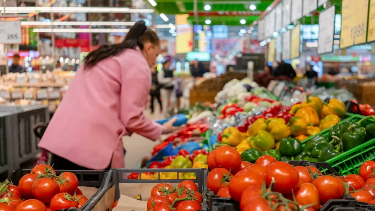 В Алматы резко подорожало мясо и овощи  