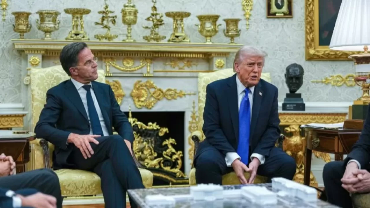 Ормузский пролив под угрозой: США давят на НАТО  