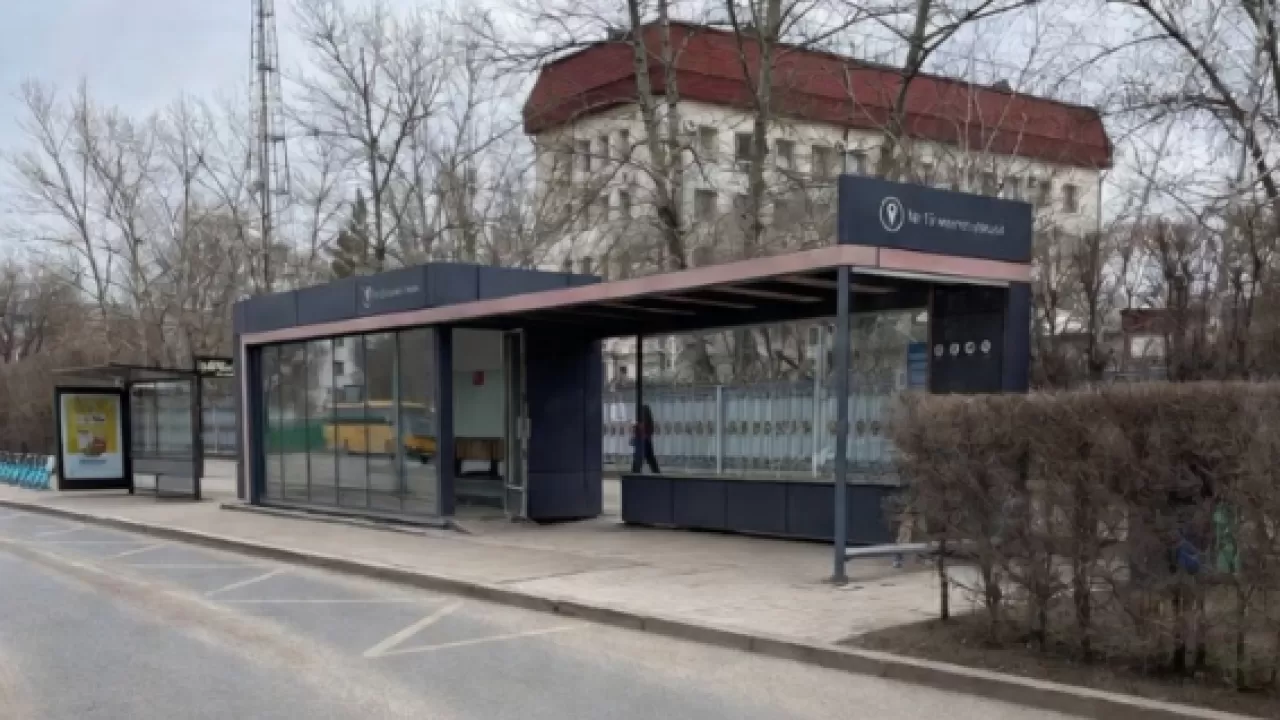 В Астане временно закрыли несколько популярных остановок  