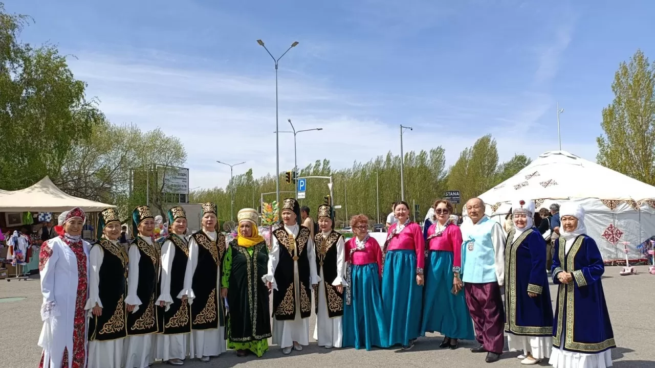 В Астане прошел первый фестиваль национальной кухни ко Дню единства