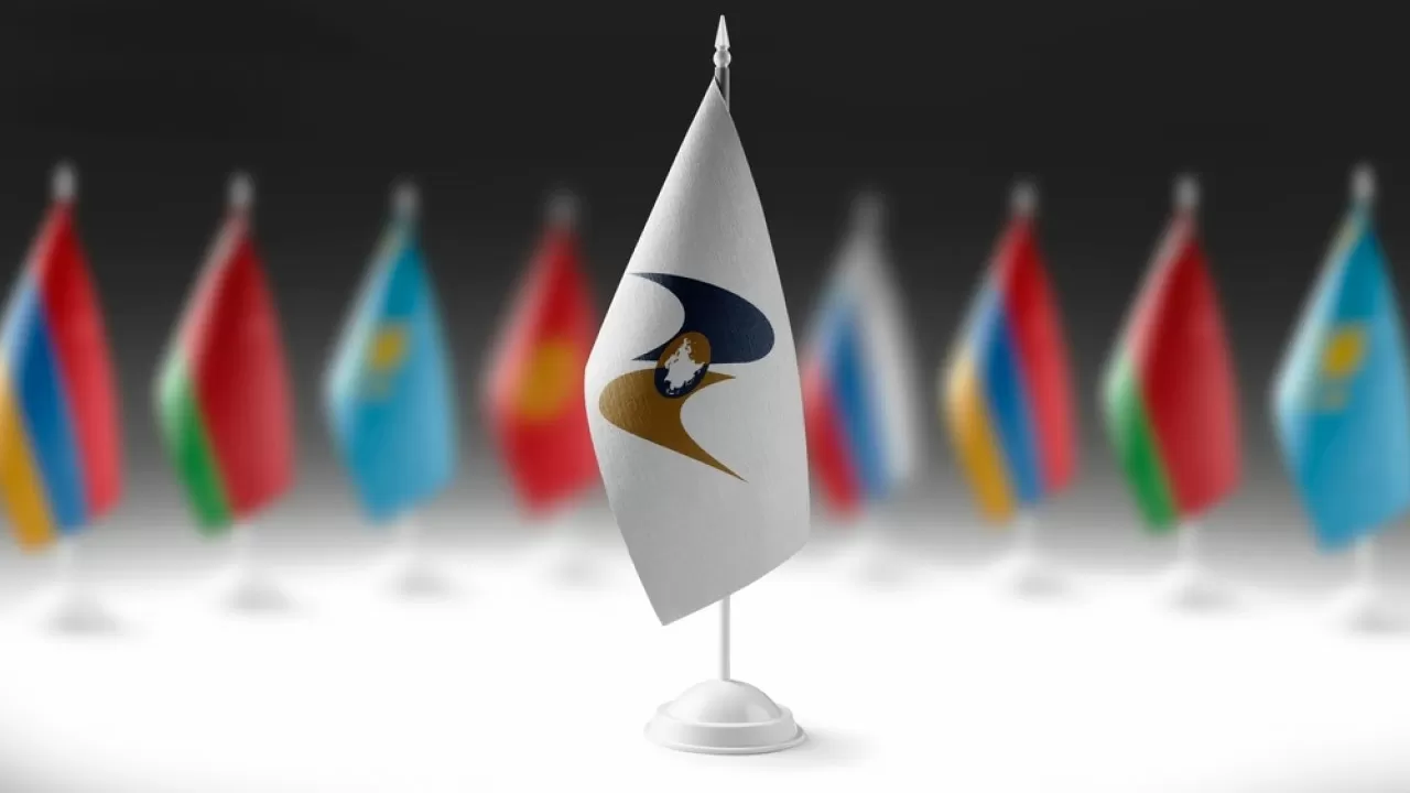 Новый торговый маршрут Евразии обсудят в Астане